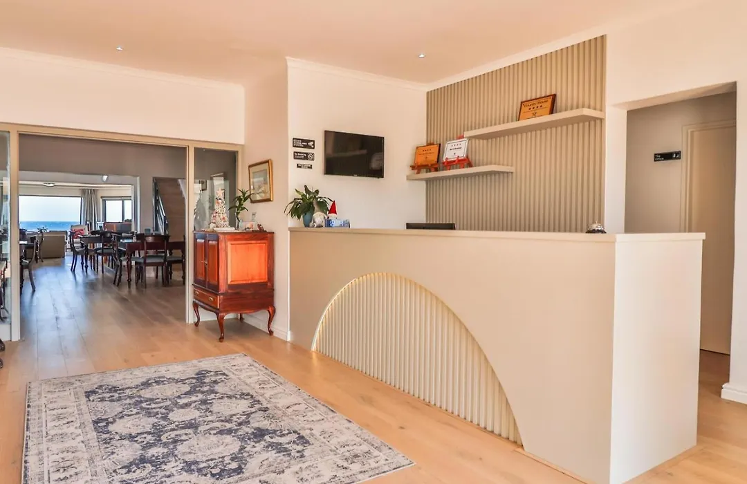 Sandbaai Country House-1