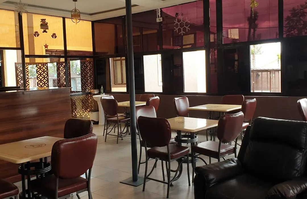 401 Restaurant & Accommodation-1