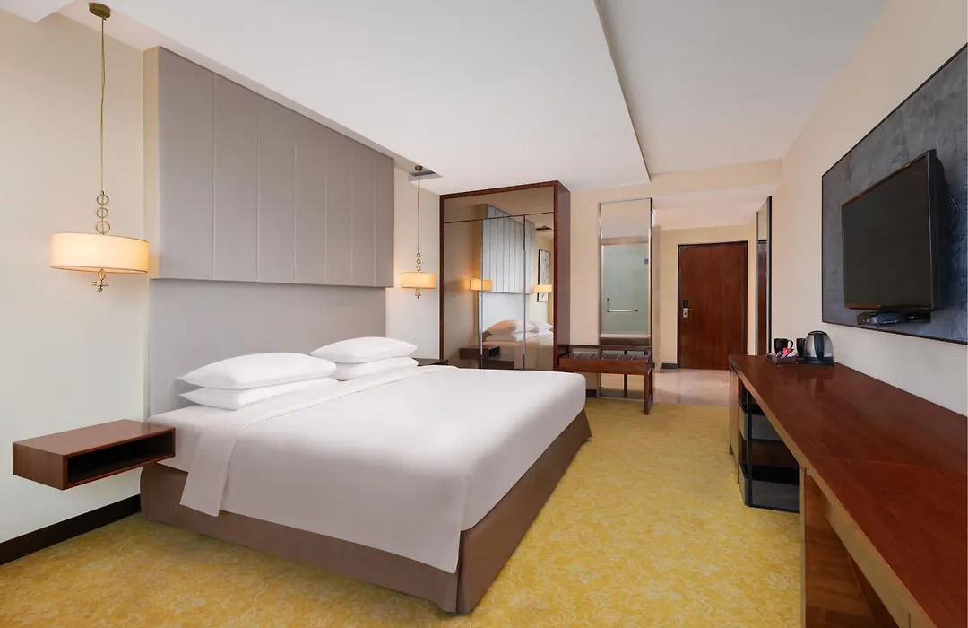 Renaissance Ahmedabad Hotel-1