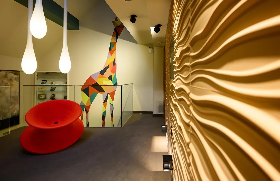 Artloft Garni Hotel-1