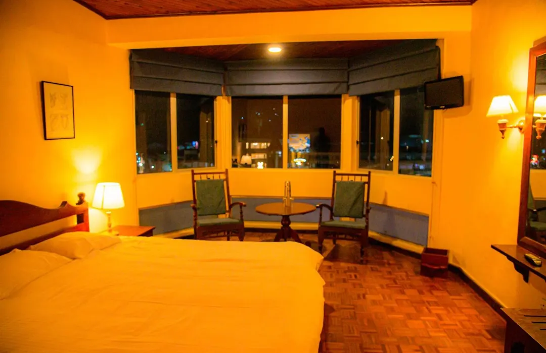 Windsor Hotel-1
