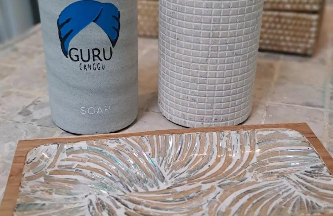 Guru Canggu Art Hotel-1