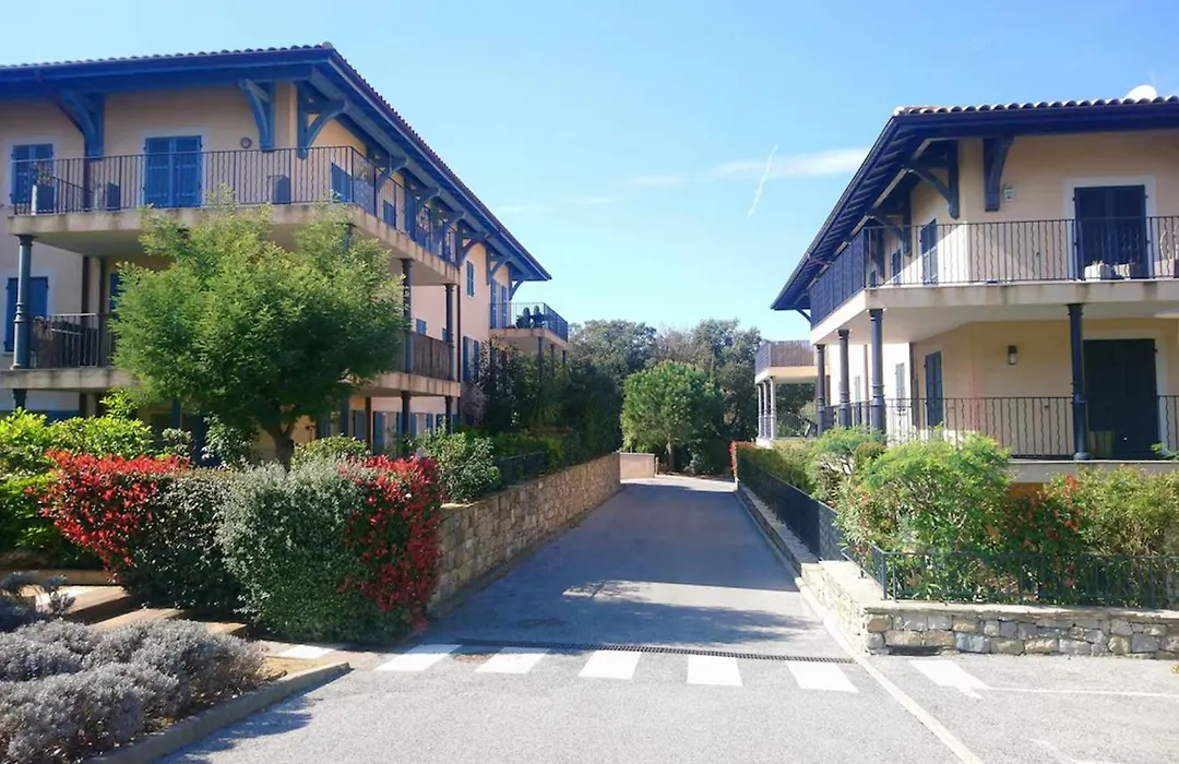 Charming Apartment In Le Clos Des Sarments-1