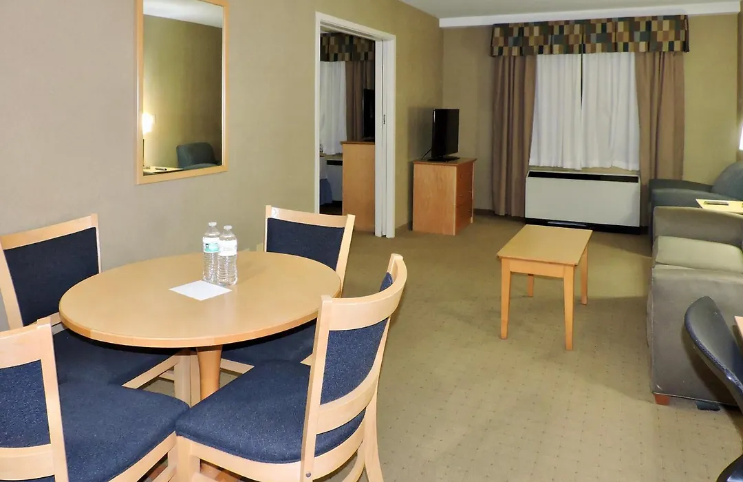 Marco Laguardia Hotel & Suites-1