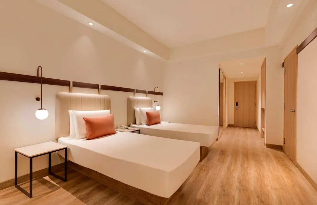 Red Fox By Lemon Tree Hotels, Hyderabad-1