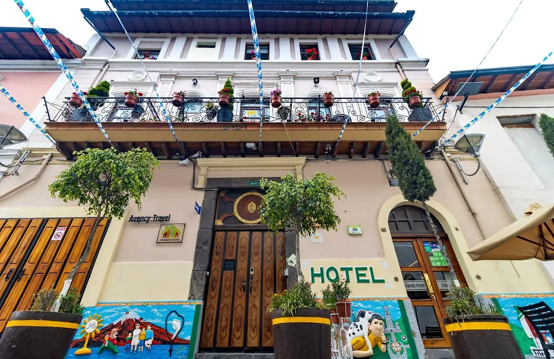 Friends Hotel & Rooftop - Historic Center & Museums-1