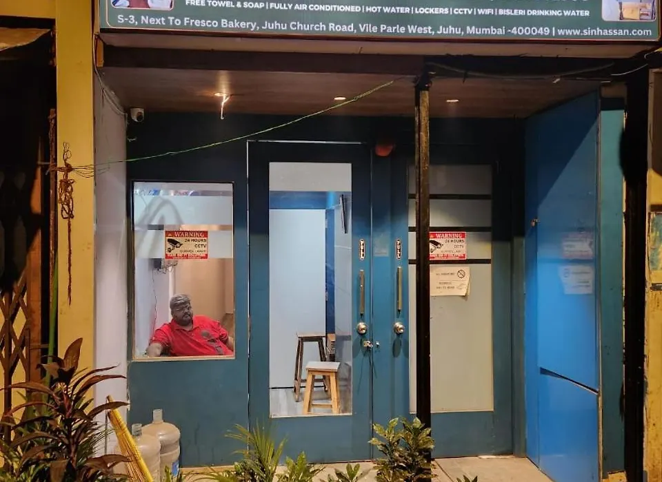 Sinhassan Dormitory Hostel Juhu-1