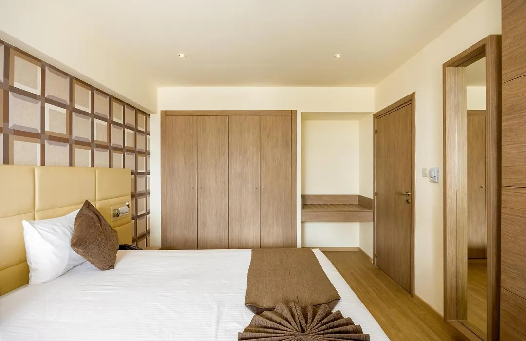 Melpo Antia Hotel & Suites-1