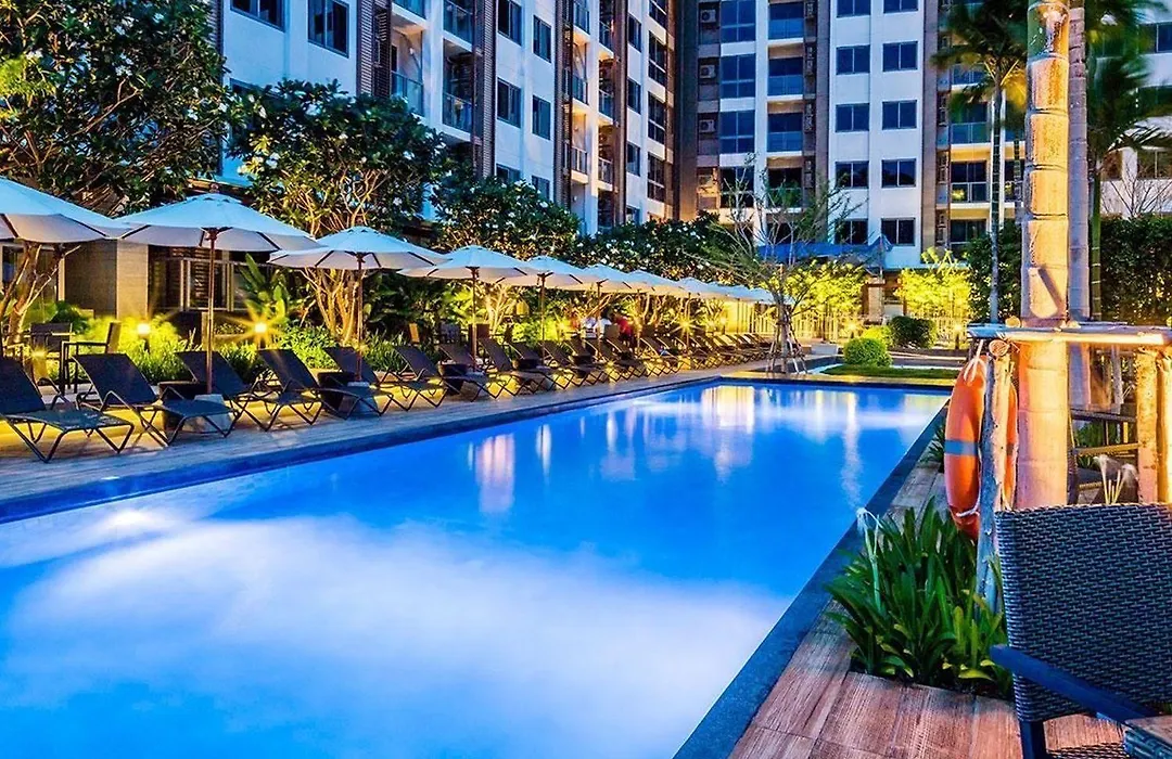 Unixx Pattaya High Floor View-1