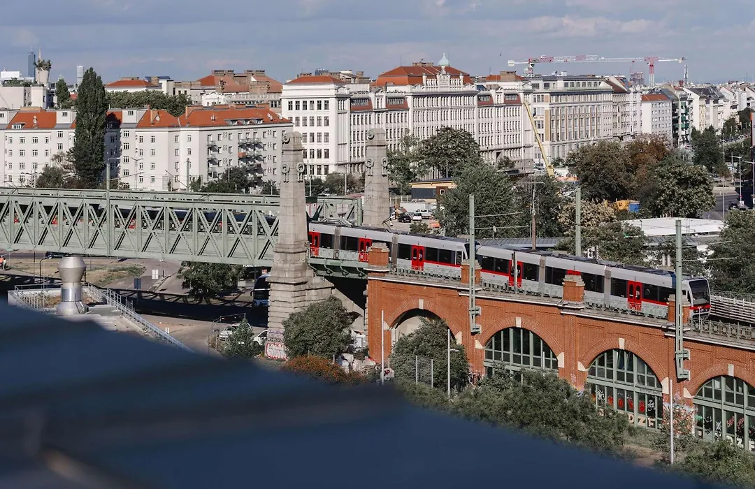 Hampton By Hilton Vienna City West-1