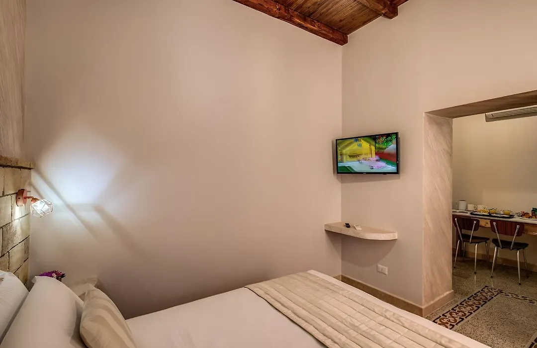 Colosseo Accomodation Room Guest House-1