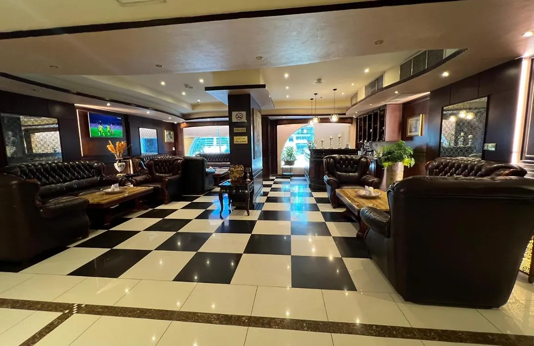 Tourist Hotel-1