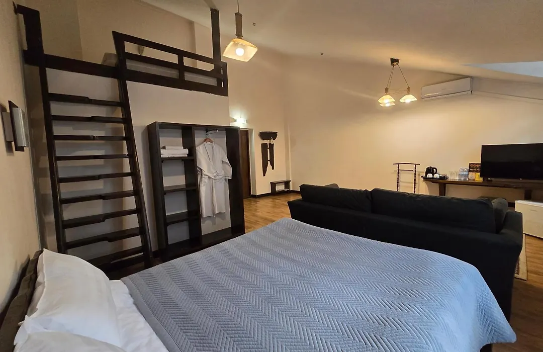 Saraishyq Hotel-1