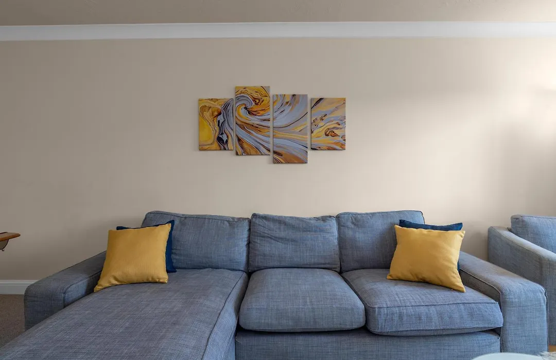 1 Double Room In Shared Apartment In Central Edinburgh With Free Parking-1