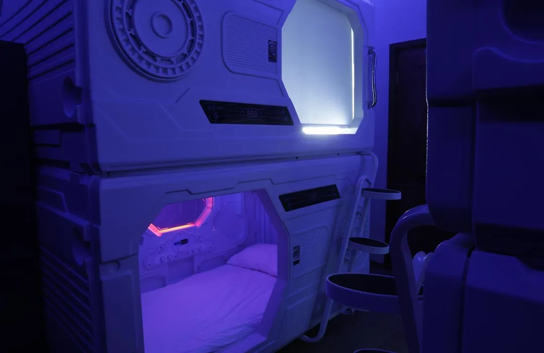 Capsula Hotel-1
