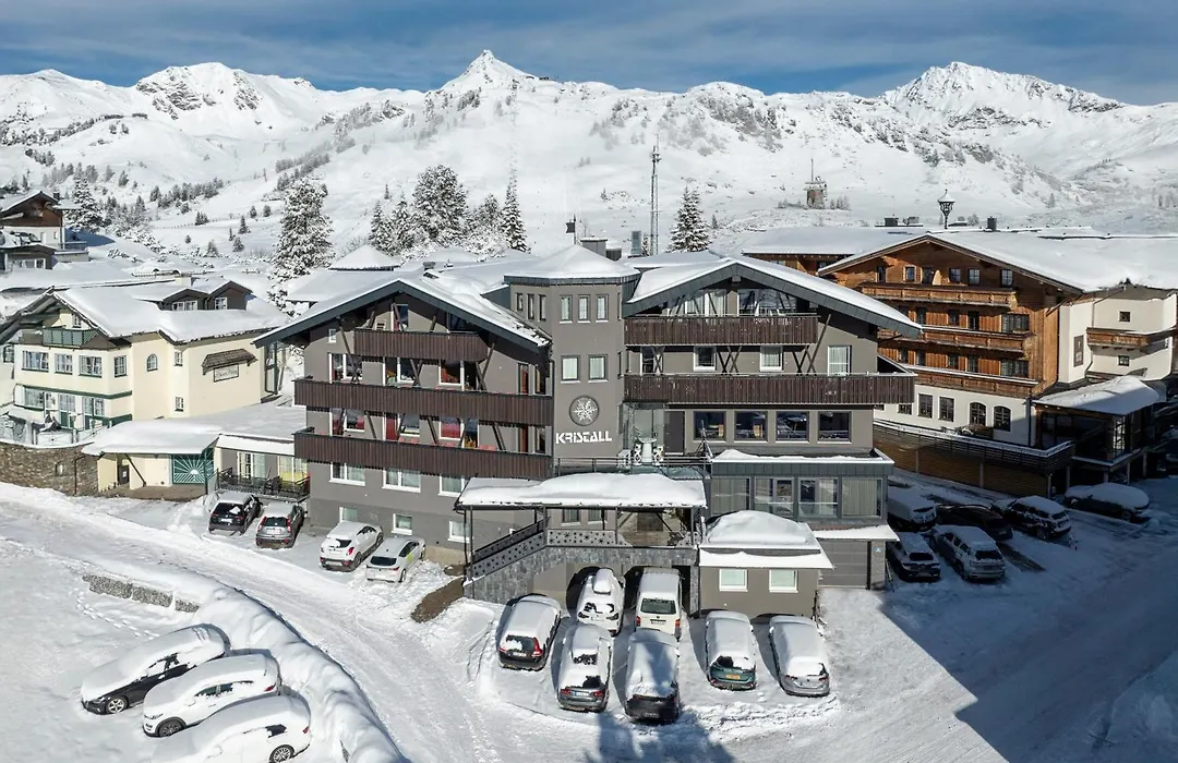 Hotel Kristall-1