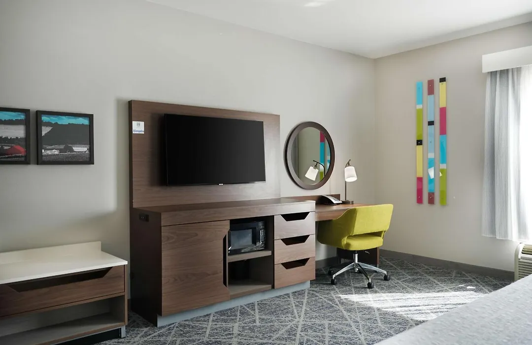 Hampton Inn And Suites Tulsa Central-1