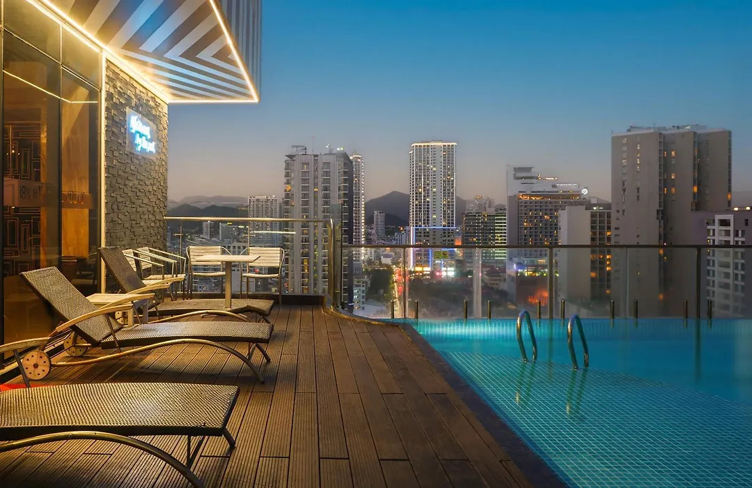 V Hotel Nha Trang-1