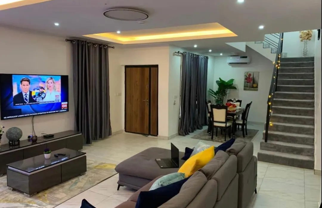 City View Apartment With Pool Gym Lekki Lagos-1