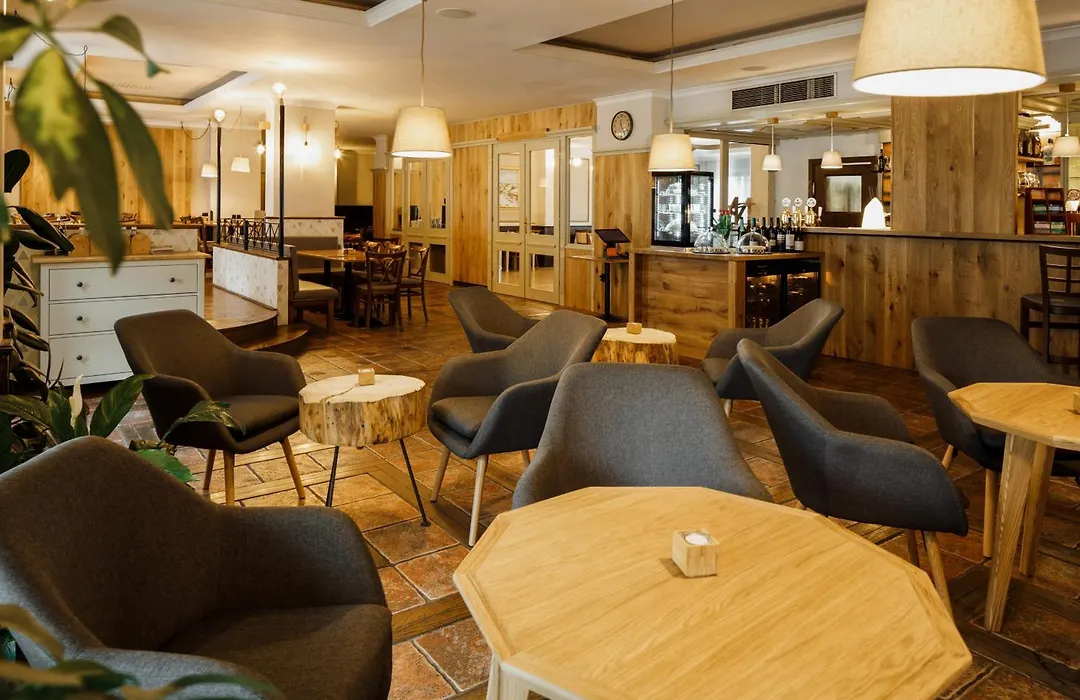 Wellness Hotel Gendorf-1