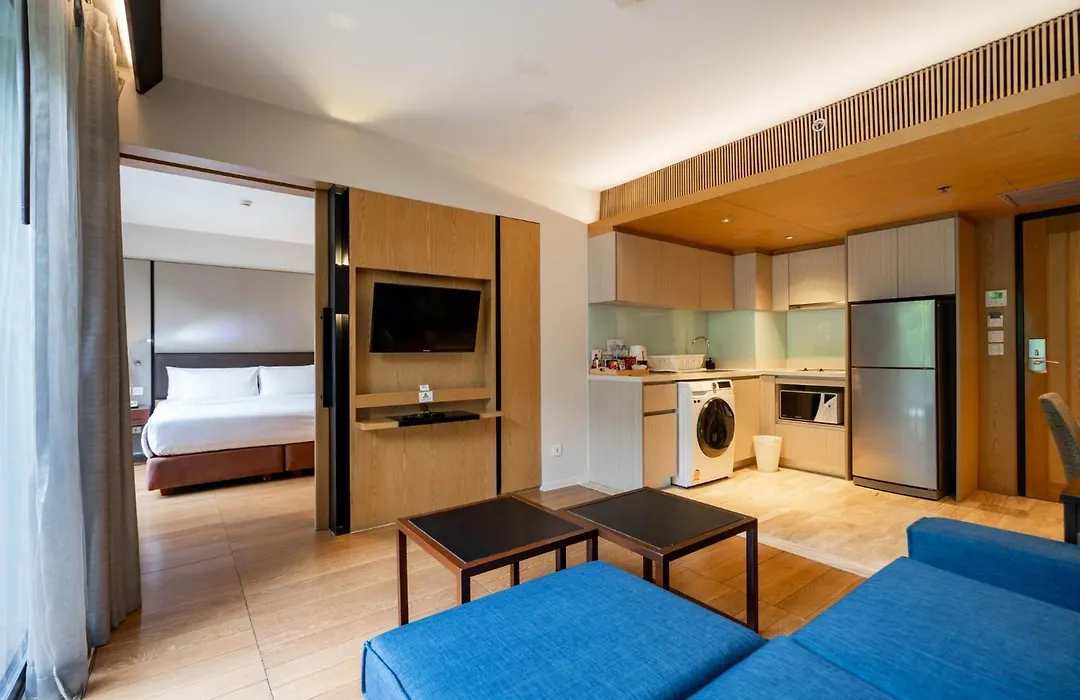 Arcadia Suites Ploenchit Bangkok-1