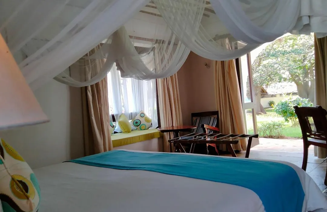 Jacaranda Indian Ocean Beach Resort-1