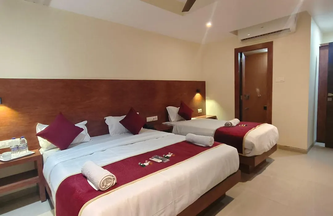 Hotel Ashraya International-1