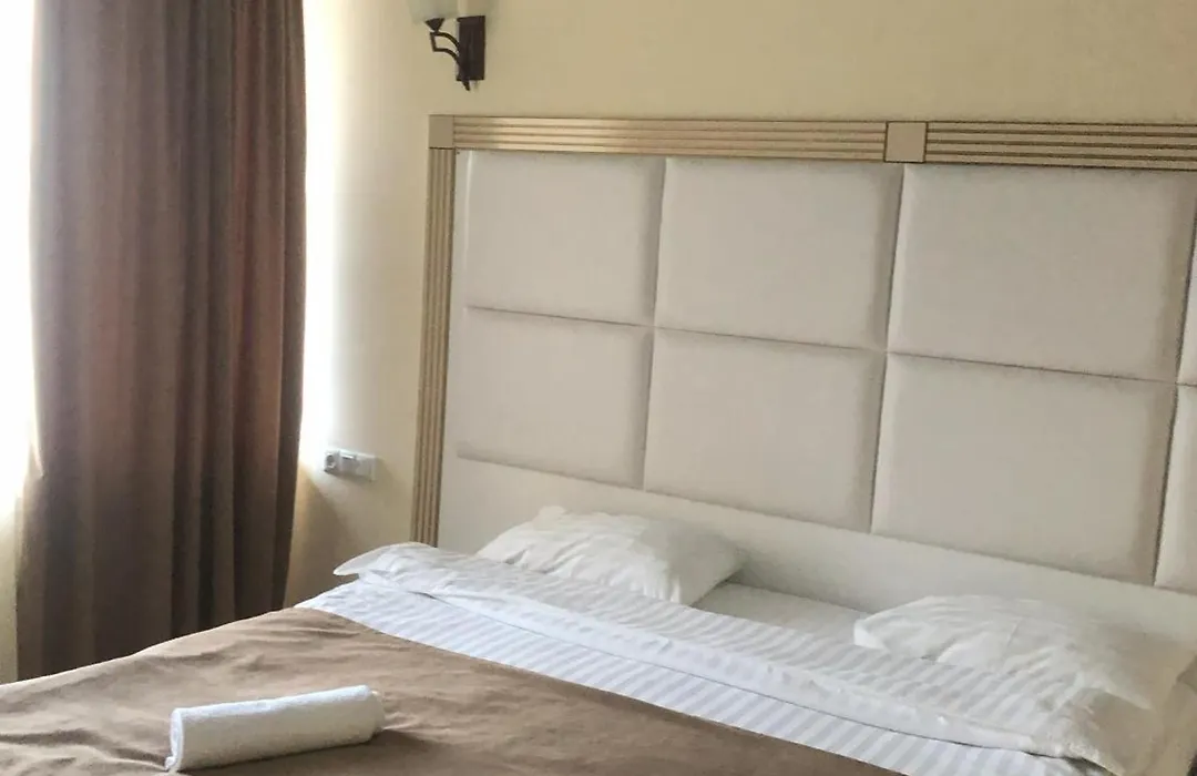 Goris Hotel-1