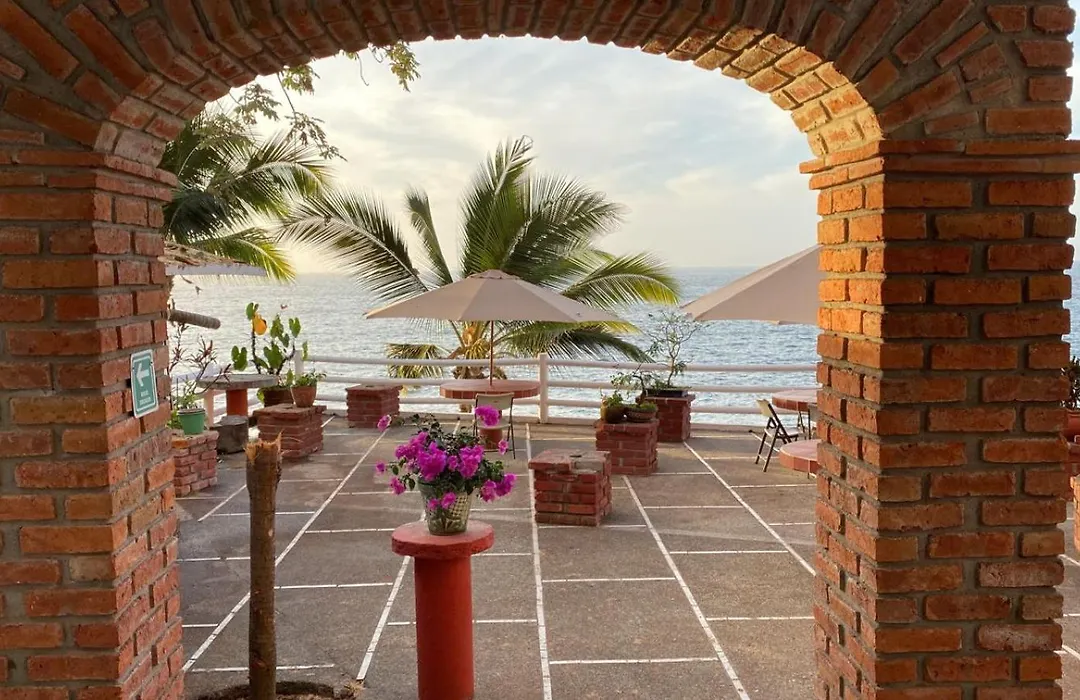 Traditional Sierra Leon Oceanfront Rooms - Adults Only-1