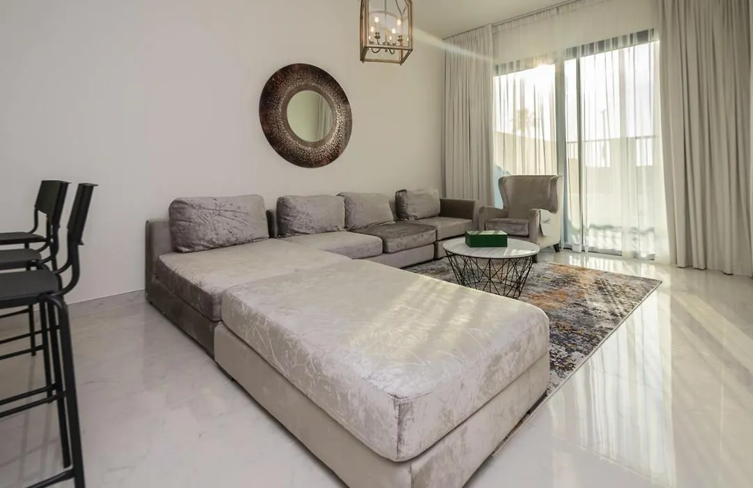 Family Getaway Villa-1