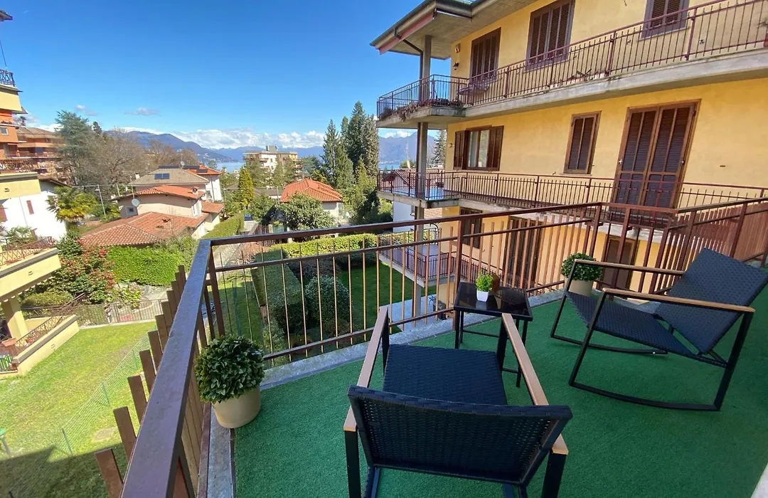 Marnhouse Stresa Lake View-1