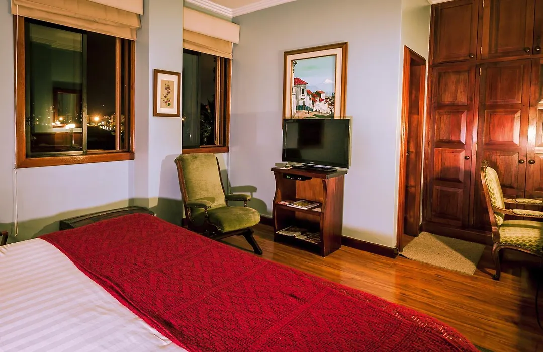 Hotel Victoria-1