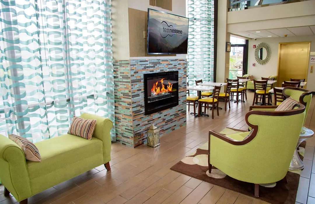 Pigeon River Inn-1