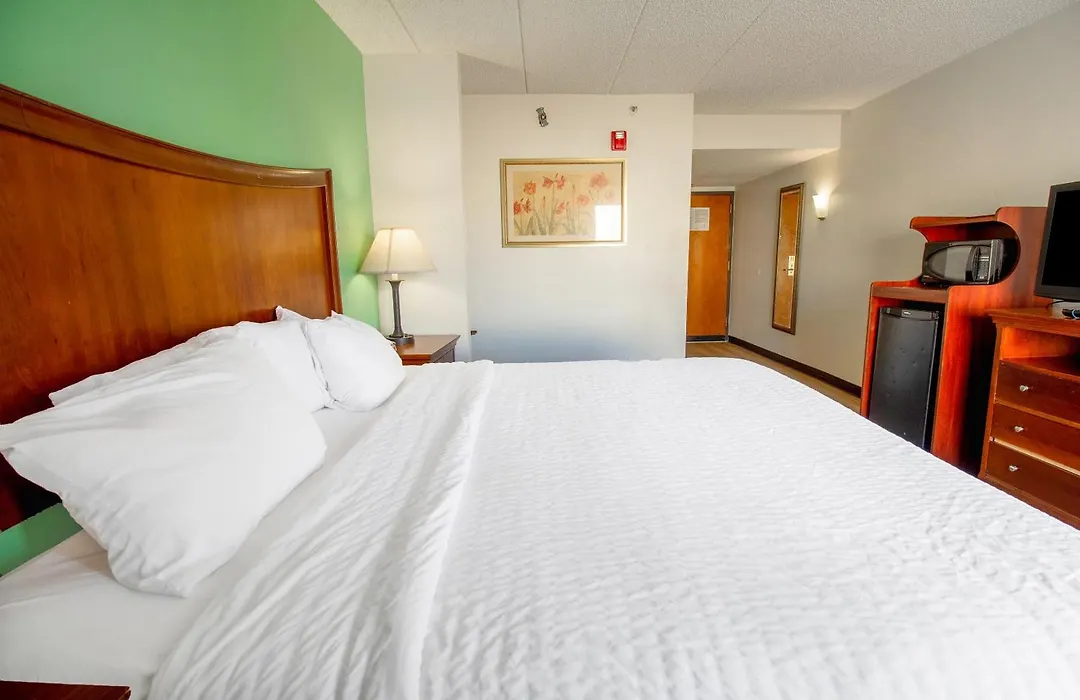 Tulsa Square Hotel Central, I-44 By Oyo-1