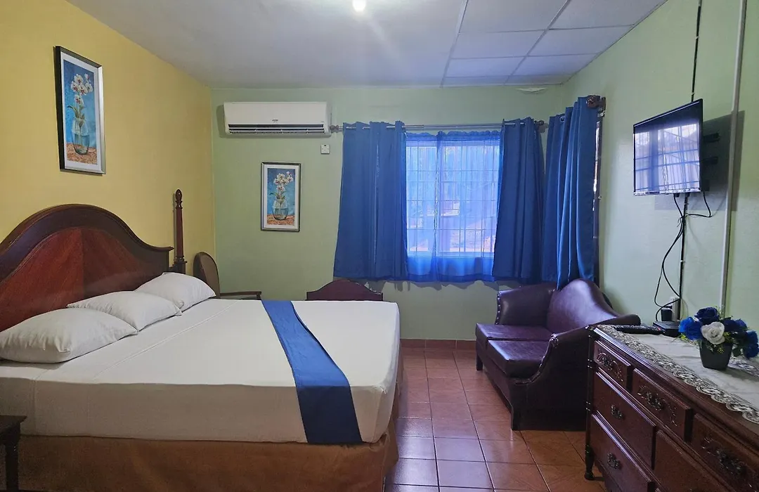 Palm Bay Guest House & Restaurant-1
