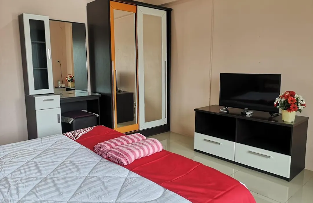 Oyo 75414 Kjs Pattaya-1