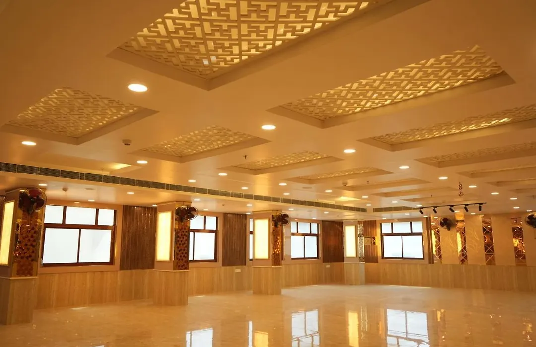 Hotel Golden Palace-1