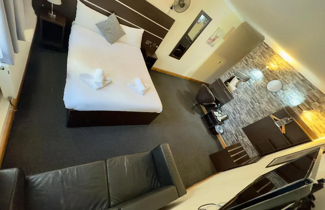 Epsilon Hotel-1