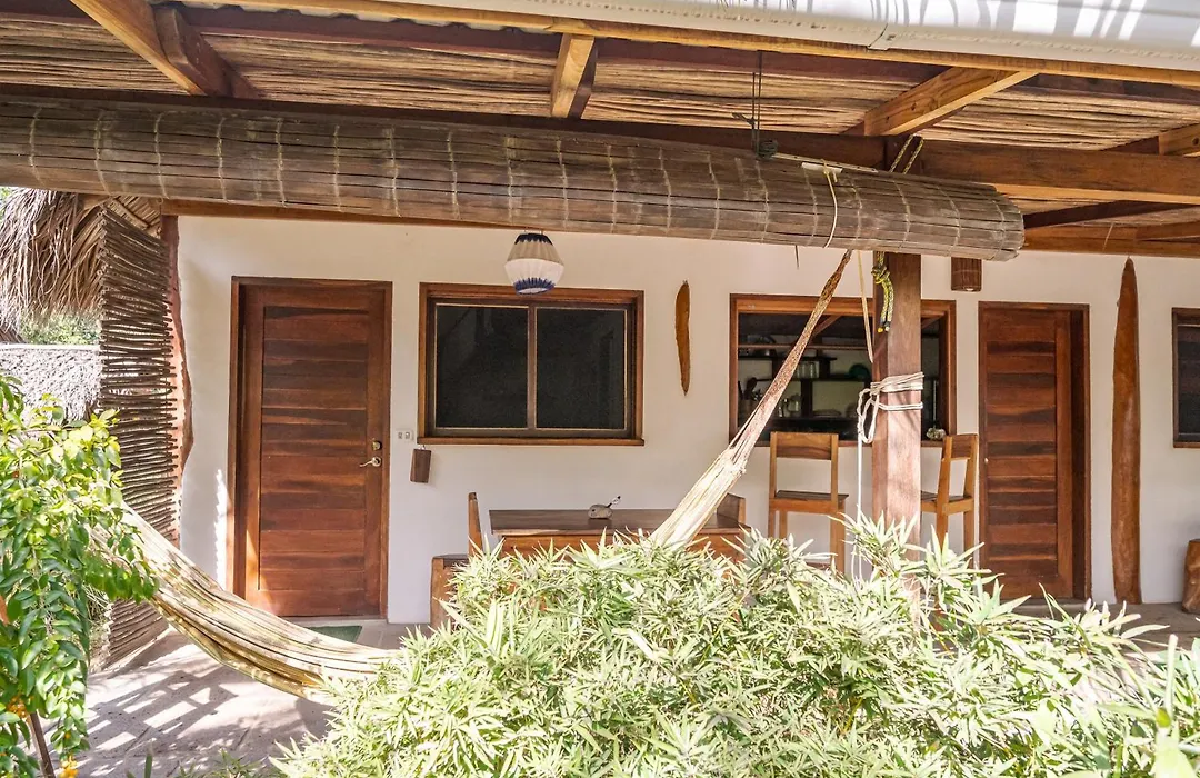 Twoten° Surf Home-1