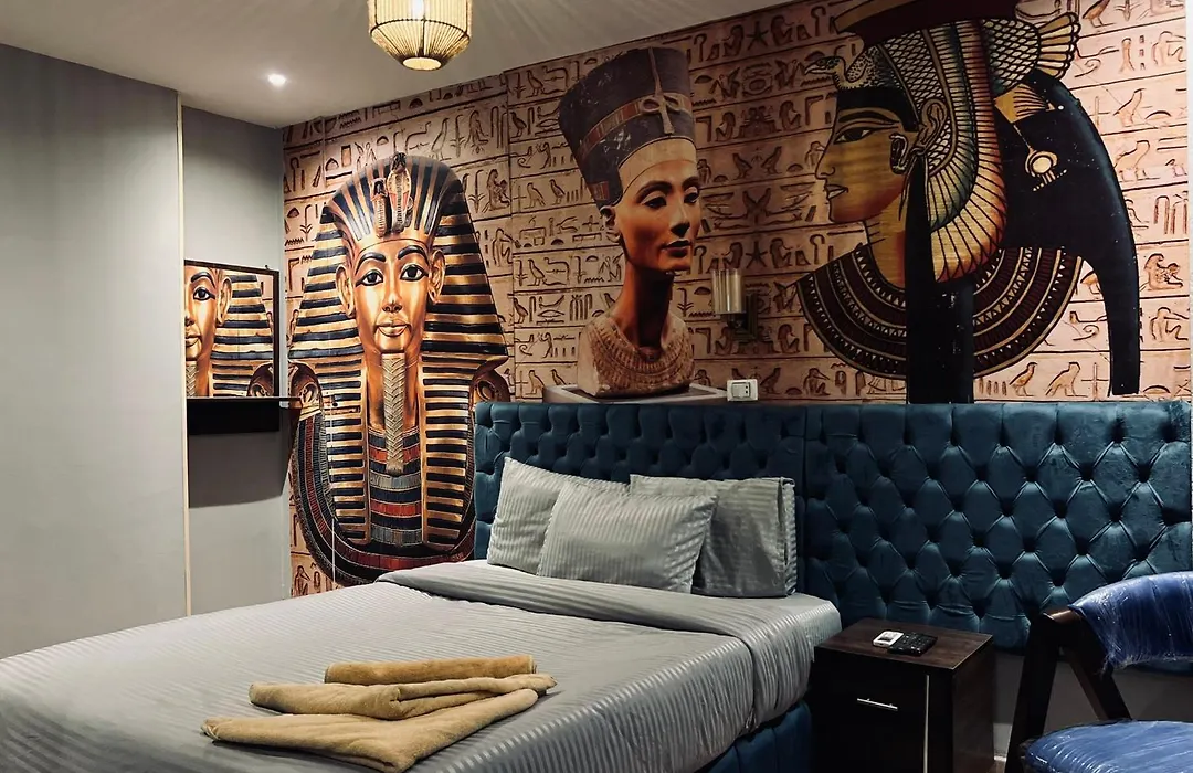 Grand Pyramids Inn-1