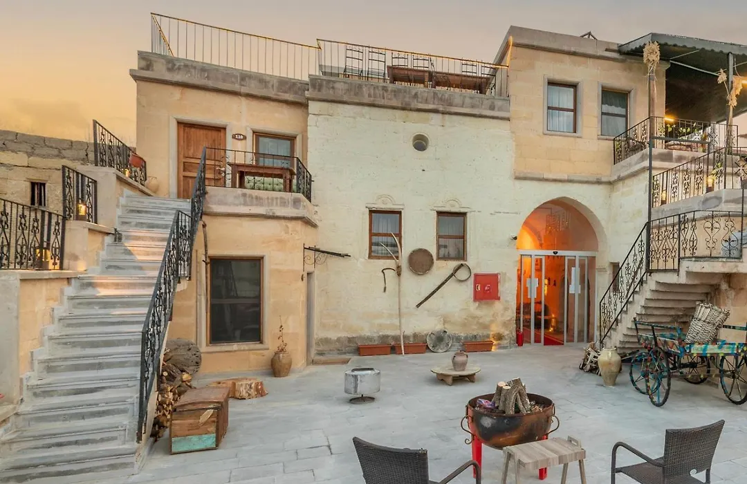 World Cave House - Hotel & Swimming Pool-1