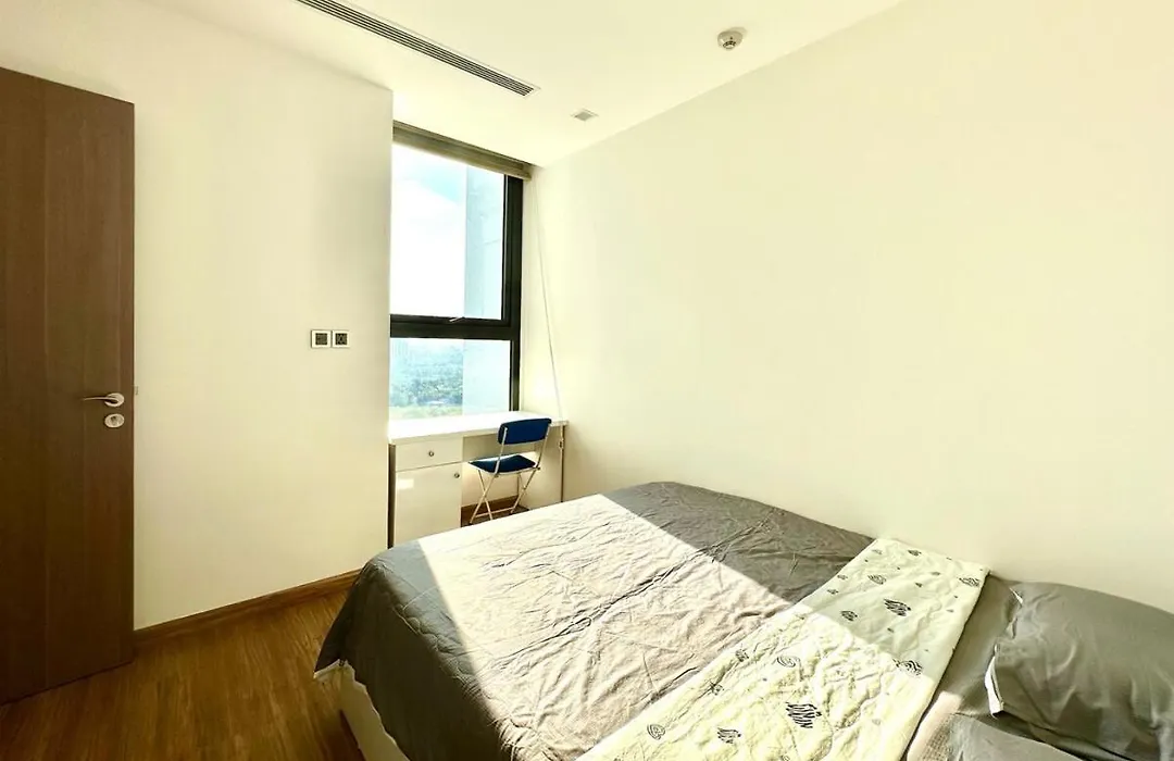 Delux Two Bedroom Apartment In Vinhomes Green Bay Near Wj Marriott Hotel-1