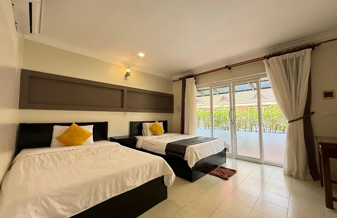 Hello Kampot Resort-1