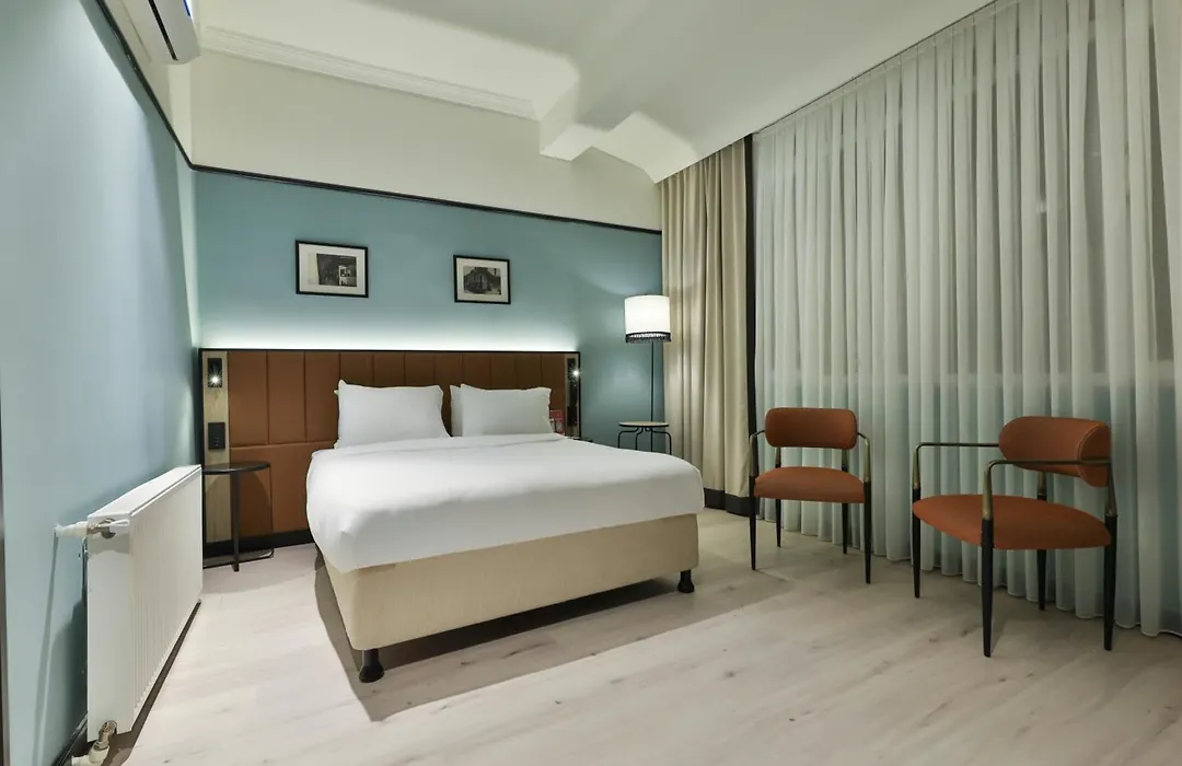 Ea Exclusive Hotel-1