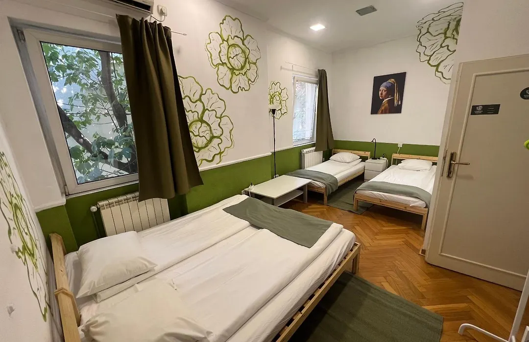 Cabbage Hostel-1
