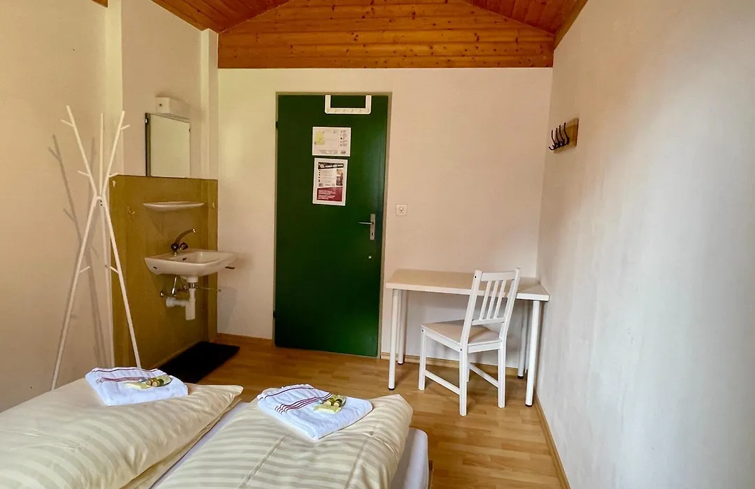 Alpine Base Hostel - Adults Only-1