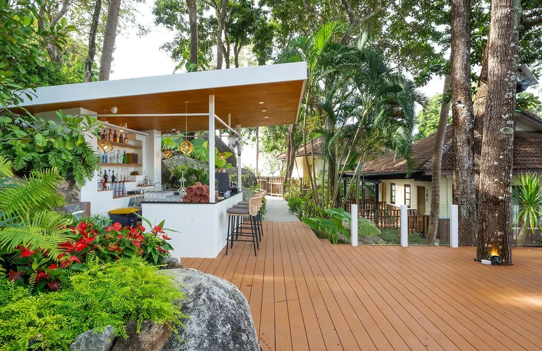 Anona Sunset Boutique-1