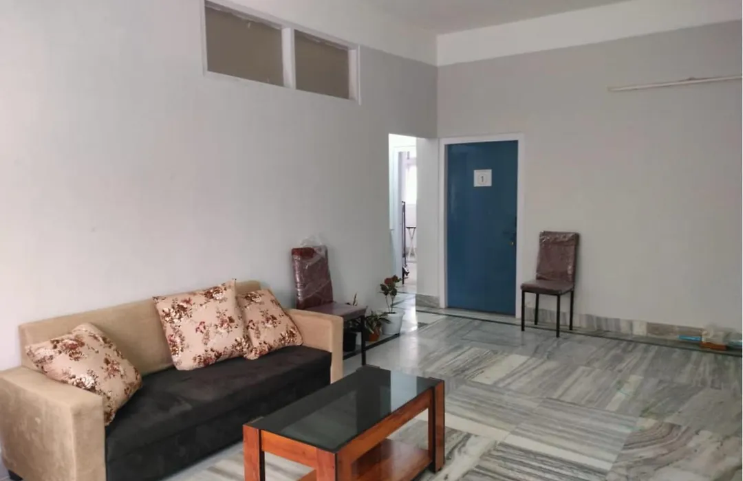 Expressway Minimalist Beltola - Hostel-1