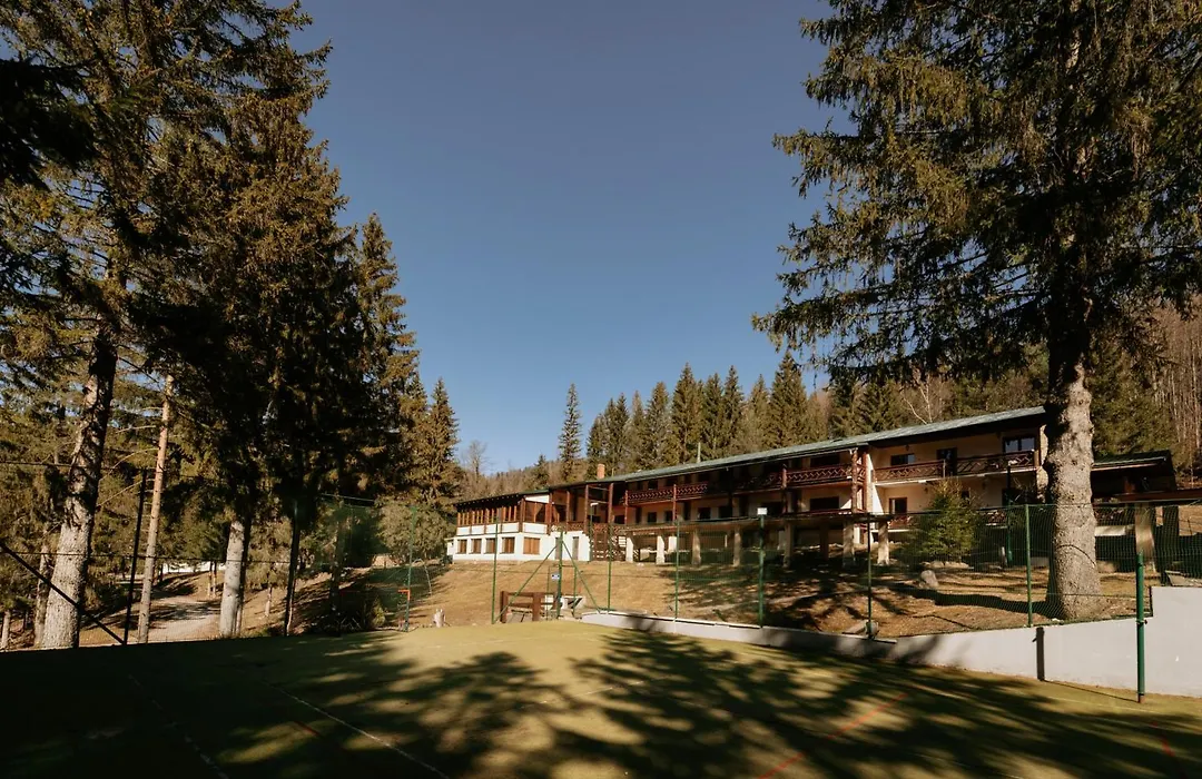 Horsky Hotel Bartoska-1