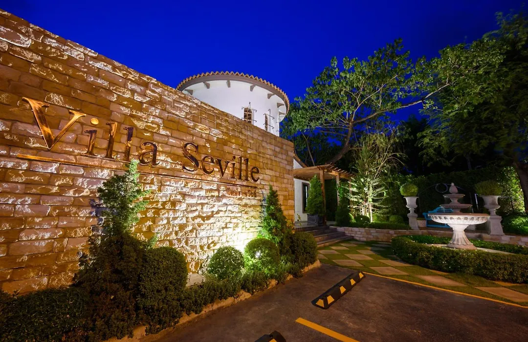 Villa Seville-1